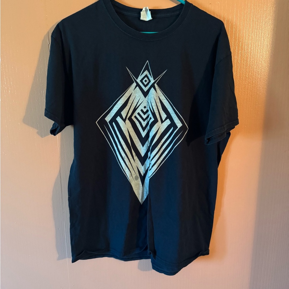Geometric Silver Print Graphic Tee Black Size M